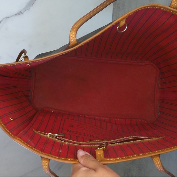 Authentic Louis Vuitton Neverfull MM Tote Monogram Canvas Red Interior w/ COA - Picture 12 of 16